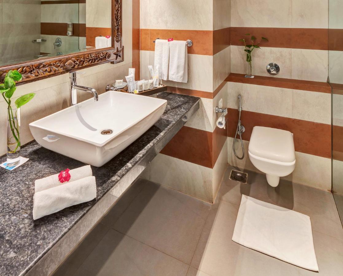 Club Mahindra Acacia Palms Hotel Colva Bagian luar foto