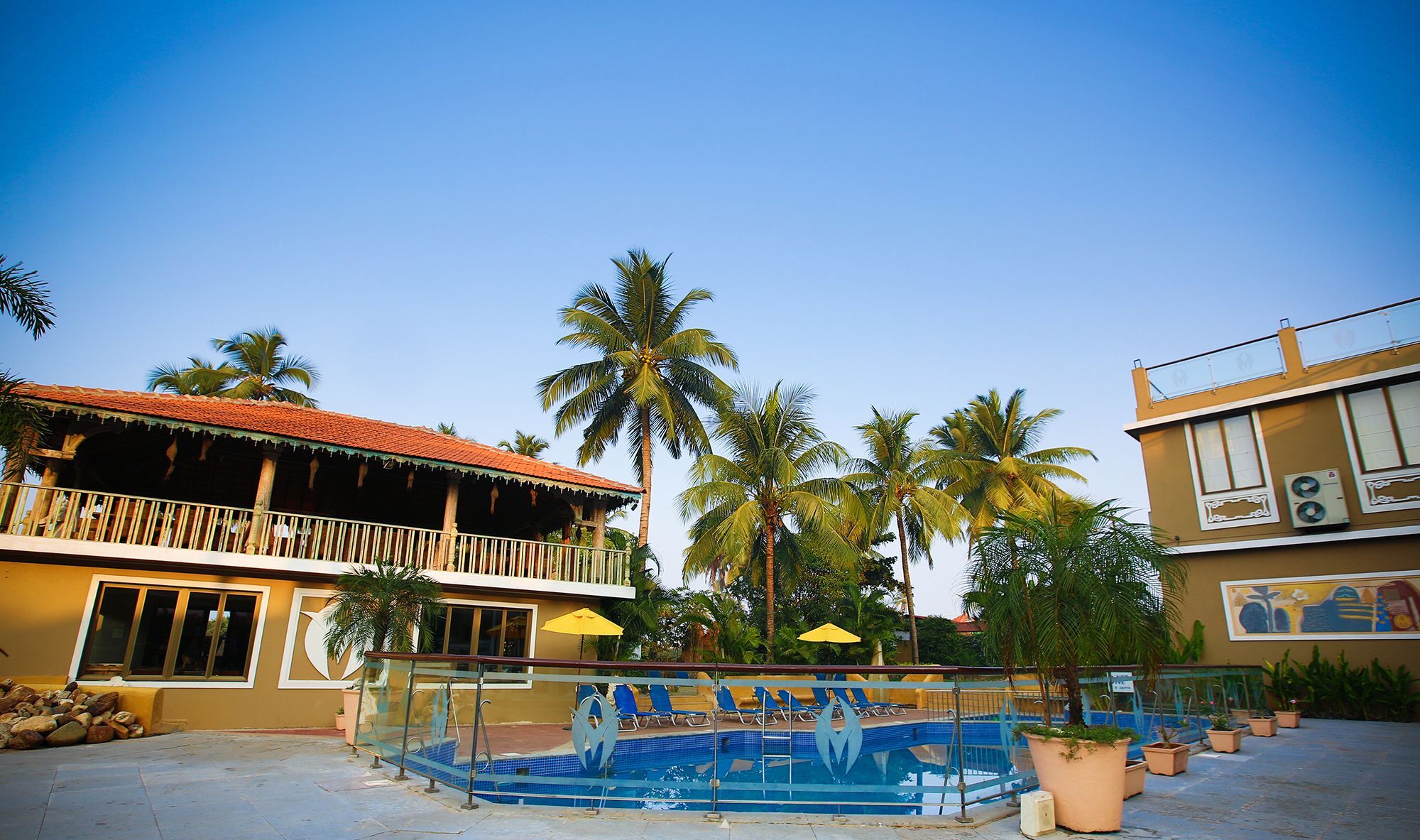Club Mahindra Acacia Palms Hotel Colva Bagian luar foto